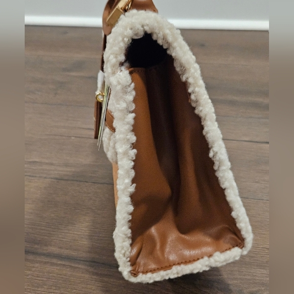 NWT Badgley Mischka Tan Vegan Suede Handbag/Crossbody - Picture 4 of 15